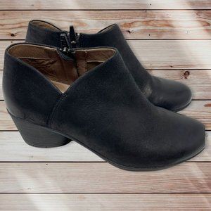 Dansko Black "Debbie" Ankle Booties Size 39